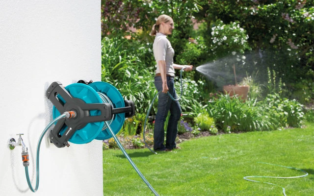 Gardena Classic 50 Wand-Schlauchtrommel Set 20 M â Bild 2